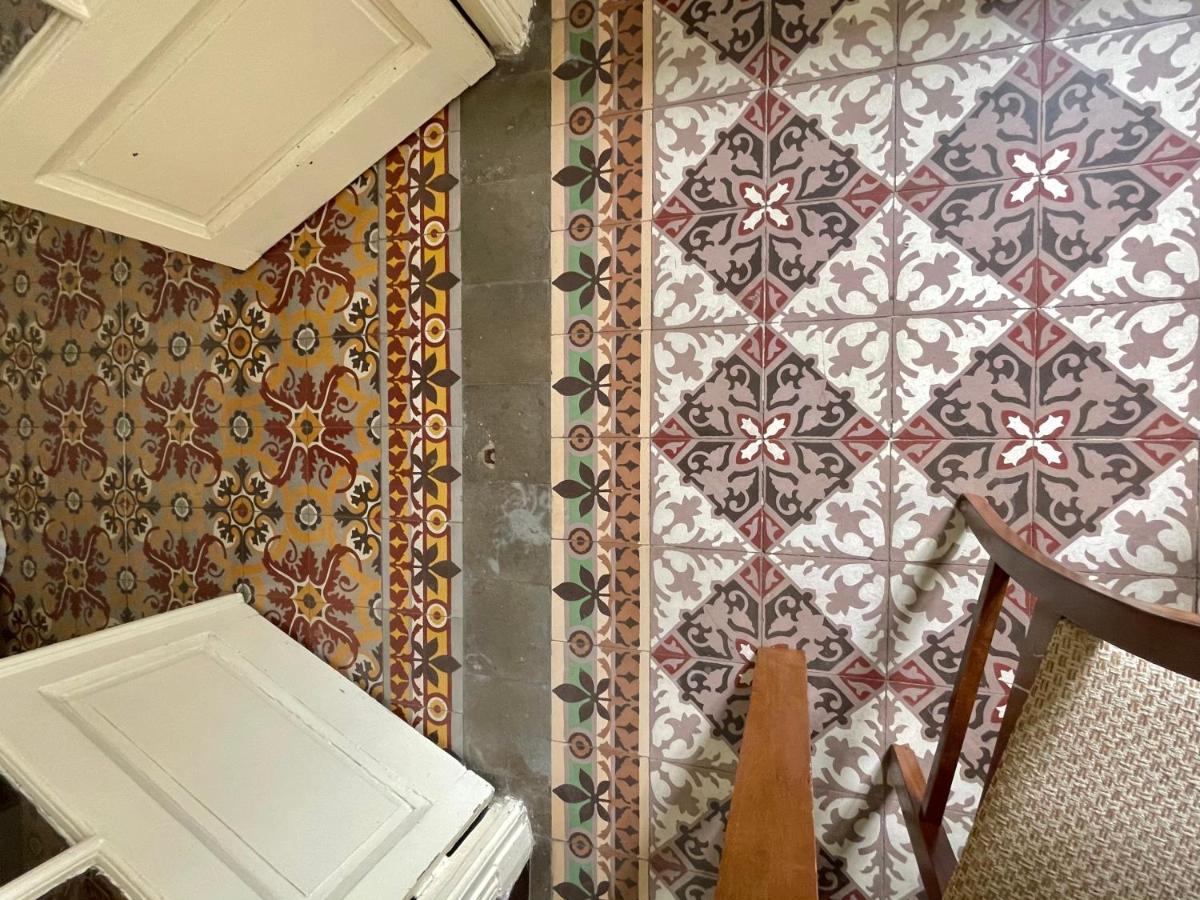 Appartement Dans Immeuble Haussmanien Algiers Exterior photo