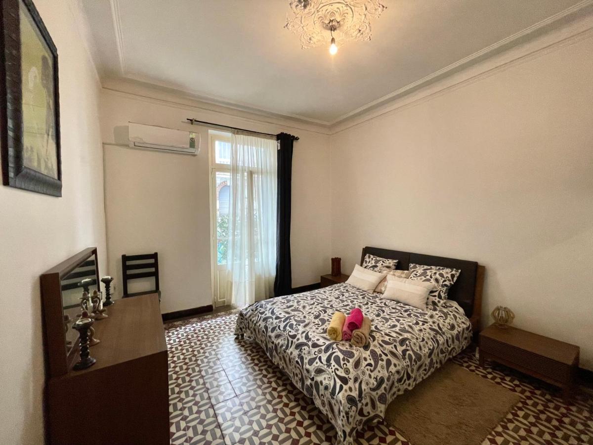 Appartement Dans Immeuble Haussmanien Algiers Exterior photo